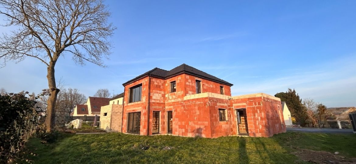 MAISON à FONTENAY TRESIGNY 170m² à vendre