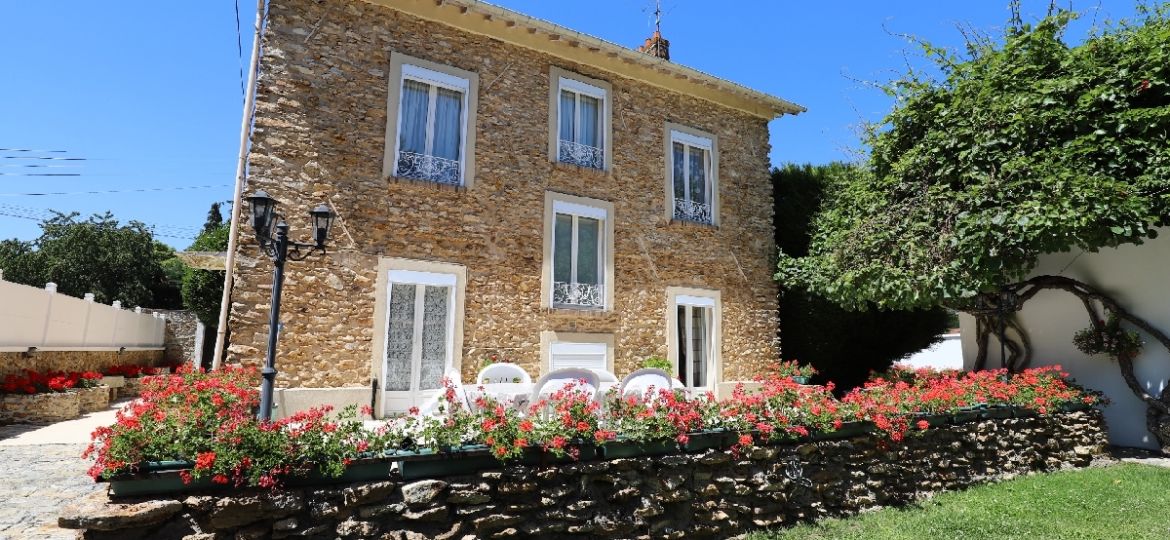 MAISON à OZOUER LE VOULGIS 172m² à vendre