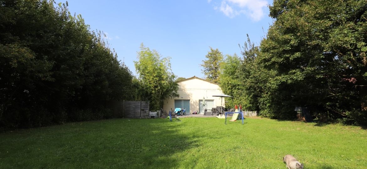 IMMEUBLE à TOURNAN EN BRIE 500m² à vendre