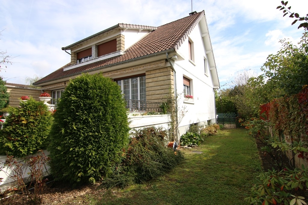 MAISON à TOURNAN EN BRIE 182m² à vendre