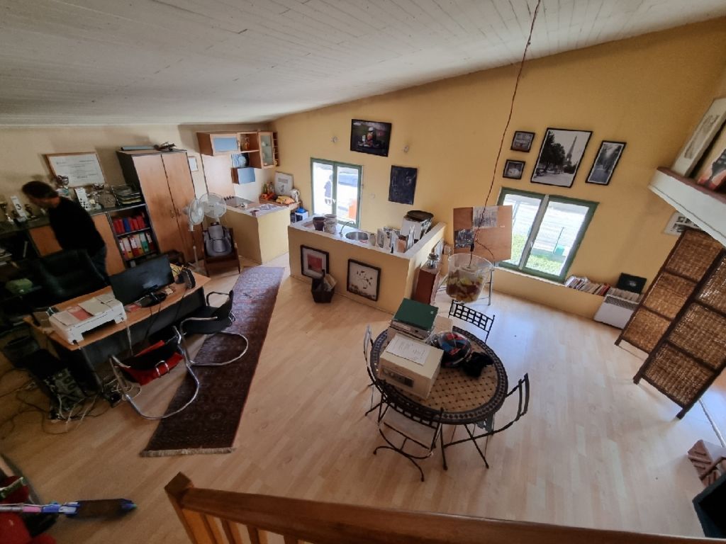 LOCAL COMMERCIAL à OZOIR LA FERRIERE 62m² à vendre